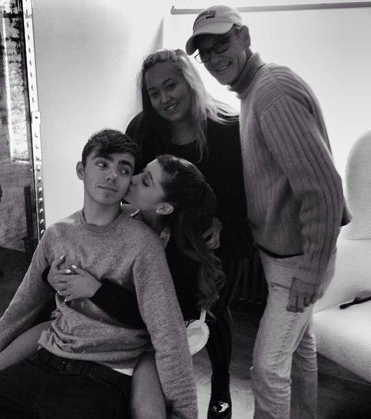 아리아나 그란데와 전남친 네이슨 사익스가 부르는 러브송 'Over And Over Again' | 인스티즈