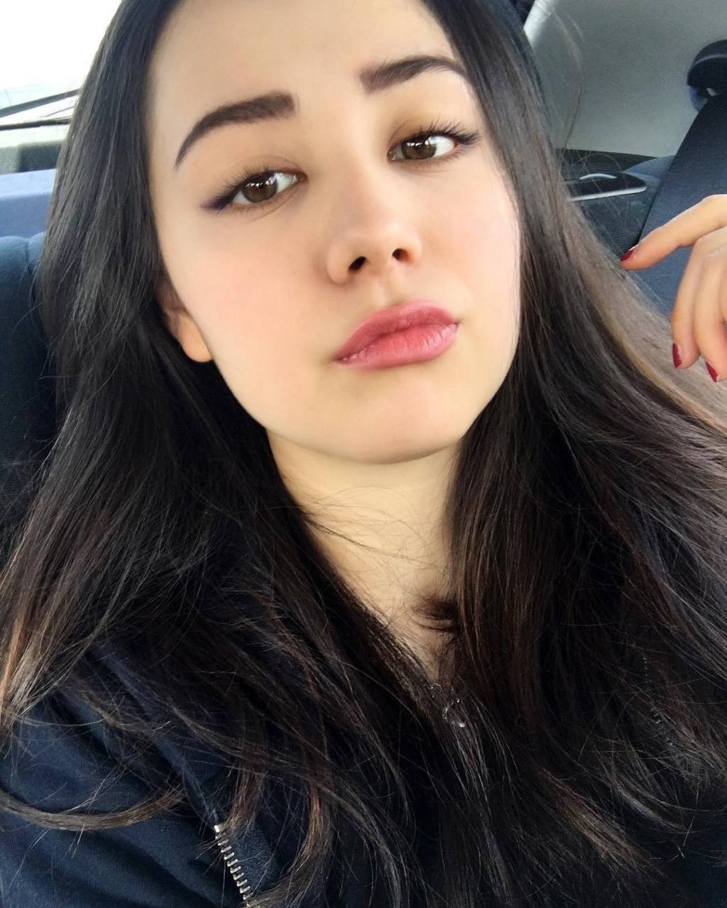 엉뚱발랄 엘리의 한국생활 만렙도전기 | 인스티즈