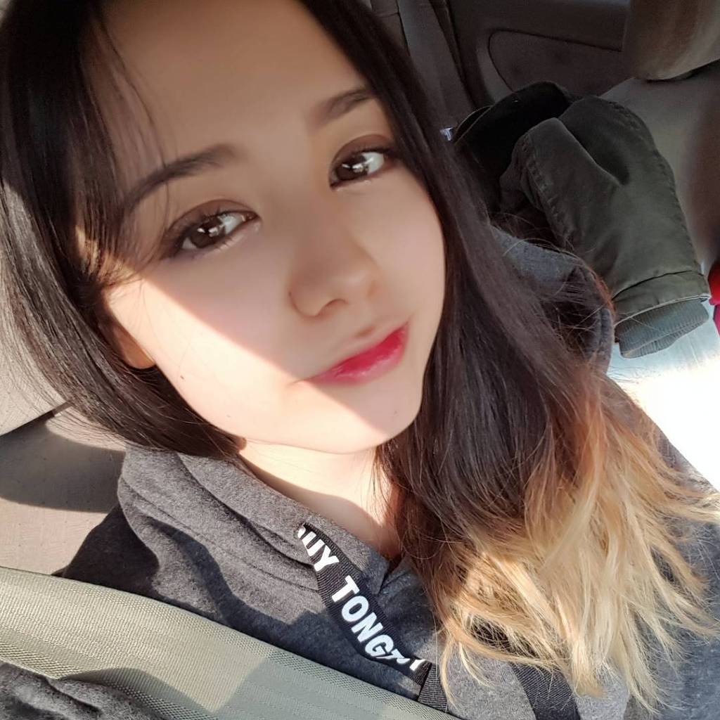 엉뚱발랄 엘리의 한국생활 만렙도전기 | 인스티즈