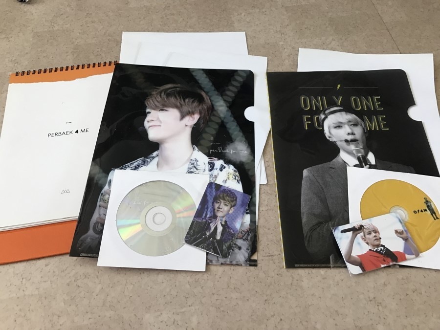 엑소 굿즈앨범/ 포카/ 포스터 등등) 팝니다 | 인스티즈