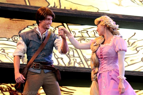  디즈니랜드에 가면 만날수있는 디즈니스타들.jpg | 인스티즈