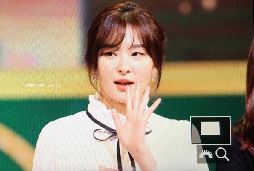 대한민국 연예예술상 신입그룹상을 받은 레드벨벳 | 인스티즈