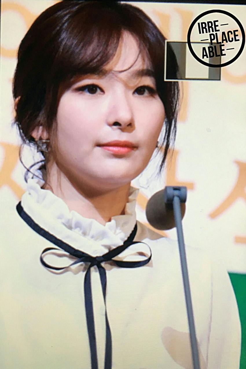 대한민국 연예예술상 신입그룹상을 받은 레드벨벳 | 인스티즈