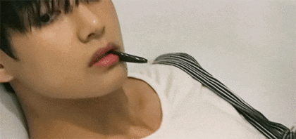 [방탄소년단/김태형] 백설공주와 사냥꾼이 사랑에 빠졌다 00 | 인스티즈