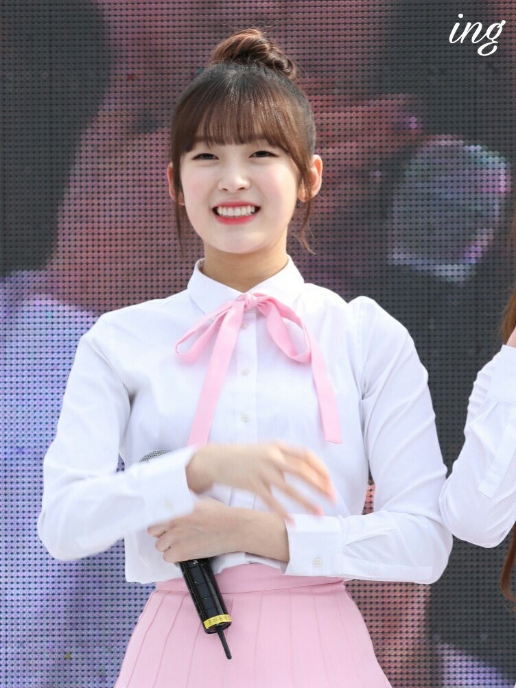 어제자 아린 슬로우 직캠.swf | 인스티즈