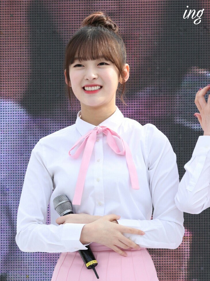 어제자 아린 슬로우 직캠.swf | 인스티즈