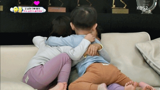 [슈퍼맨이돌아왔다] 사랑이 넘치는 설아수아대박이 (feat.수아가 아빠 결혼식에 안온이유) | 인스티즈