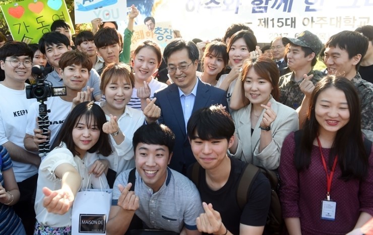 권갑장의 정치신세계 [천년만년야당이나할놈들/한겨레는왜?] | 인스티즈