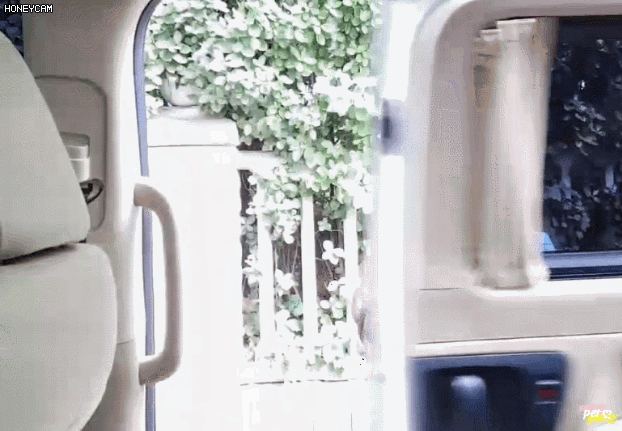 데이트중 한눈파는 사나 (feat. 둡) | 인스티즈