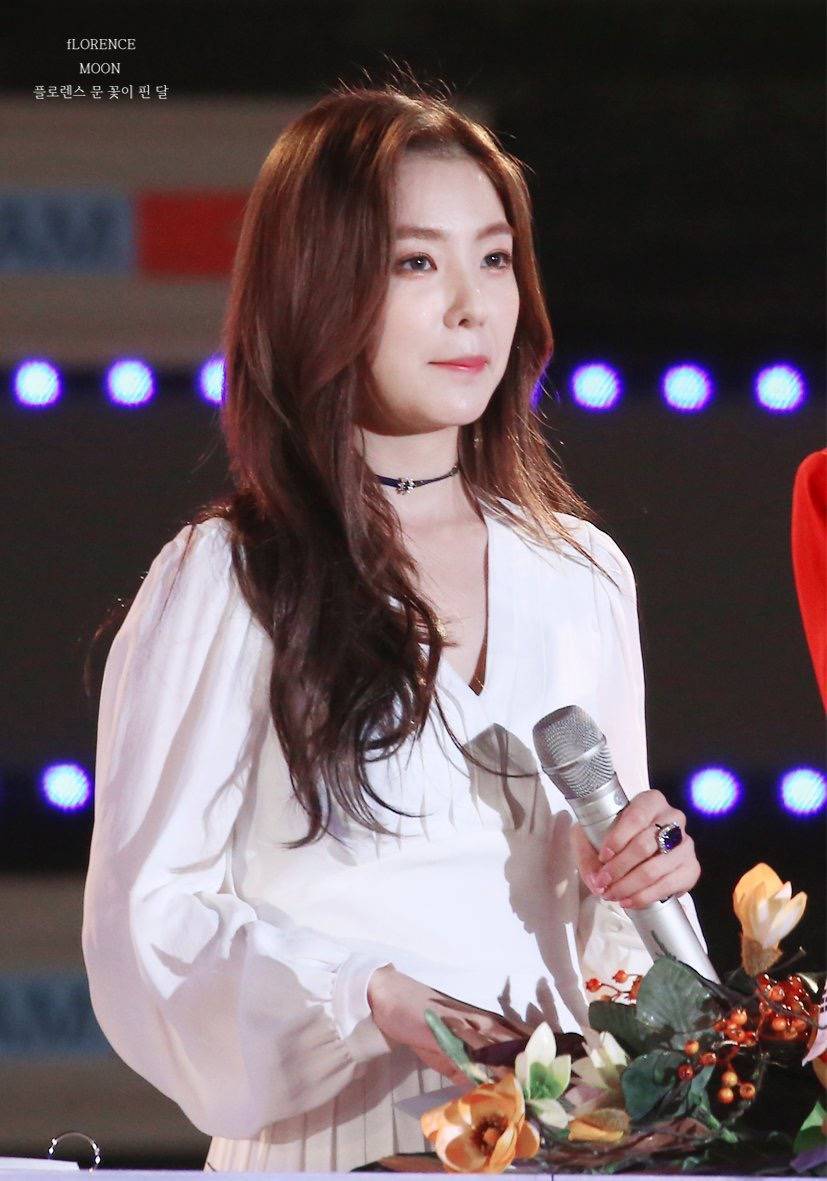 아침에 보는 레드벨벳 아이린.jpg | 인스티즈