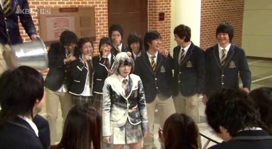 [꽃보다남자] 2009년....월화만 되면 10시가 되기 전에 집에 뛰어 간 이유 | 인스티즈