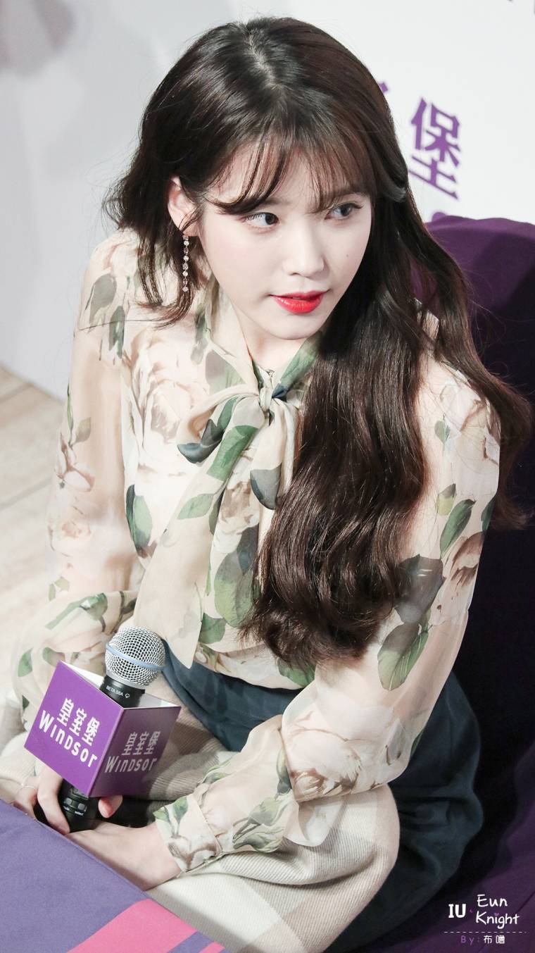 [17.11.25] 홍콩 콘서트 아이유 - 밤편지(광동어Ver).swf | 인스티즈