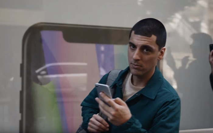 본격 아이폰 디스하는 광고 낸 삼성 | 인스티즈