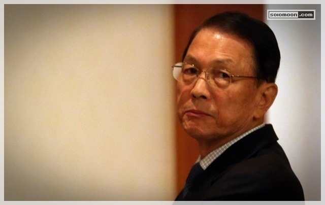 사진으로 보는 대한민국 정치 느와르 10년 .JPG | 인스티즈