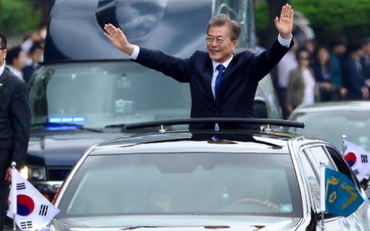 사진으로 보는 대한민국 정치 느와르 10년 .JPG | 인스티즈