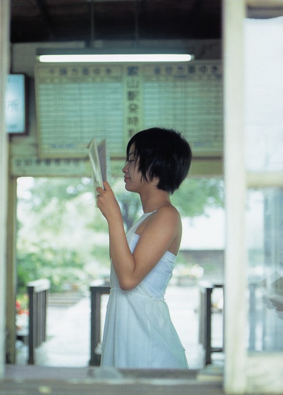 일본 여자연예인 과거 사진집 특유의 분위기.jpg | 인스티즈