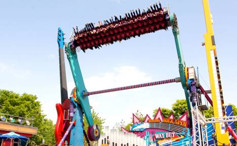 별거 아닐 줄 알고 타다가 극강 난이도인 놀이기구 | 인스티즈