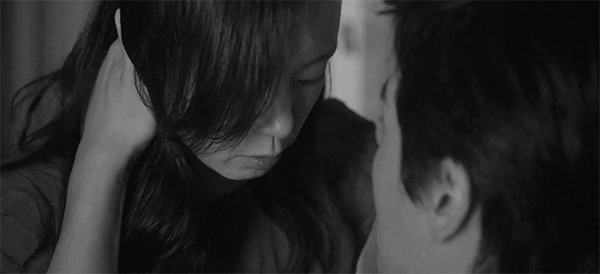 [굿와이프] 섹슈얼 텐션 폭발한 어제자 유지태 전도연 키스신.gif | 인스티즈