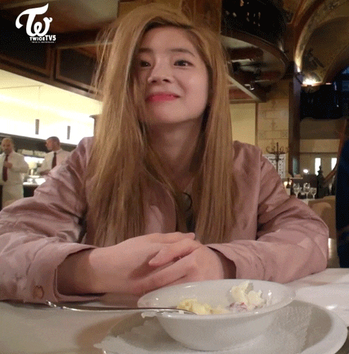 틋티비 하드캐리하는 다현 .gif | 인스티즈