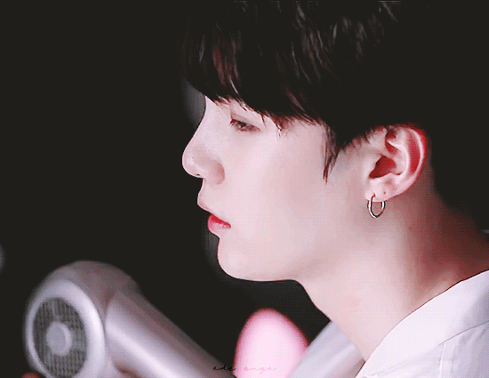 [방탄소년단/민윤기] 꿈 속의 그 남자 00 | 인스티즈