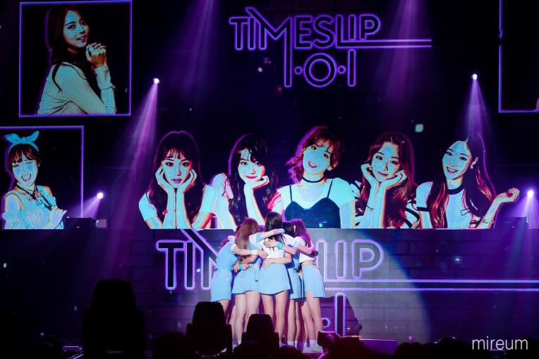 오늘로 벌써 1년이 된 아이오아이 마지막 콘서트 | 인스티즈