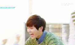 정색쩌는 아이돌...gif | 인스티즈