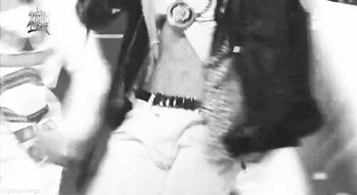 복근에 끼이고 싶따... | 인스티즈