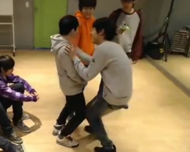 남돌 줄세우기 정확한거 하나 | 인스티즈