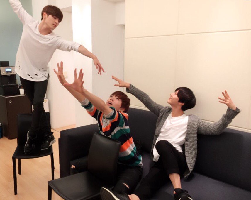 비정상회담) 유타 손사진 모음+거리에서 찍힌 뒷모습 | 인스티즈