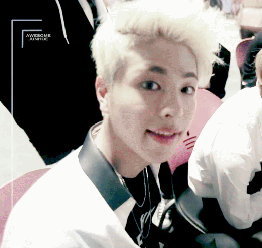 멤버 중 두 명이나 하트점이 있는 그룹 ㄷㄷㄷ.jpg(신기주의) | 인스티즈