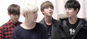 ㄱ 솔직히 국뷔는 회사에서 안 밀어주는 것 같은데 | 인스티즈