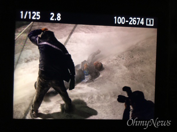 지켜야할 국민을 쏜 경찰 | 인스티즈