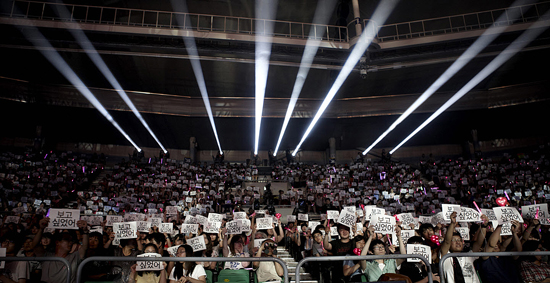 국내 많은 팬덤이 하고 있는 슬로건 이벤트의 시초 | 인스티즈