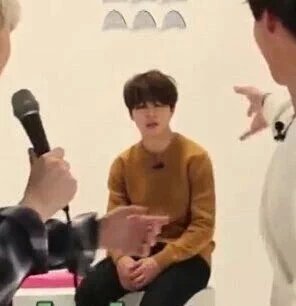 방탄은 좋겠다 지민이가 삐진 모습을 매일 볼수 있잖아 | 인스티즈