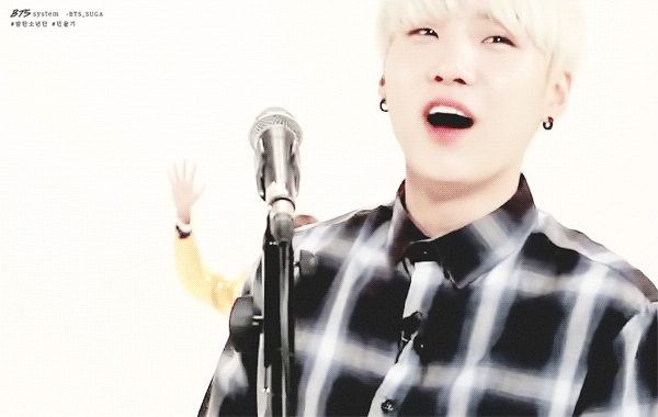 역시 새벽엔 달달한 노래와 윤기 사진 감상이지 | 인스티즈