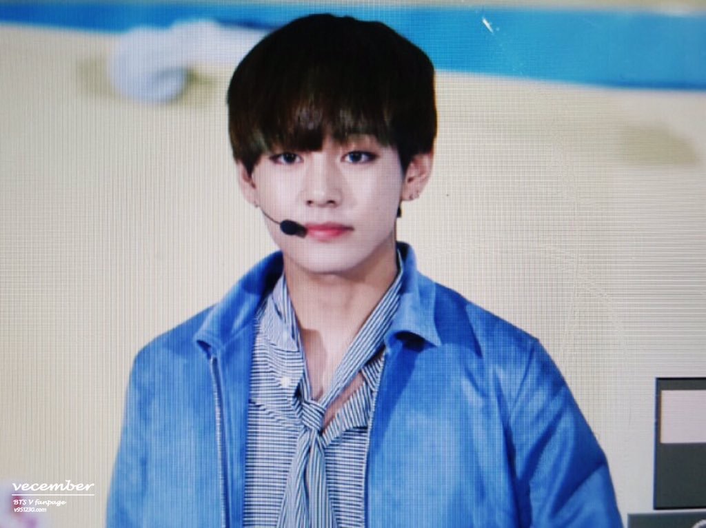 김태형 근데 그렇지 않아도 눈이 큰데.. 쌍커풀 생기니까 더 커보여 ㅠㅠ | 인스티즈