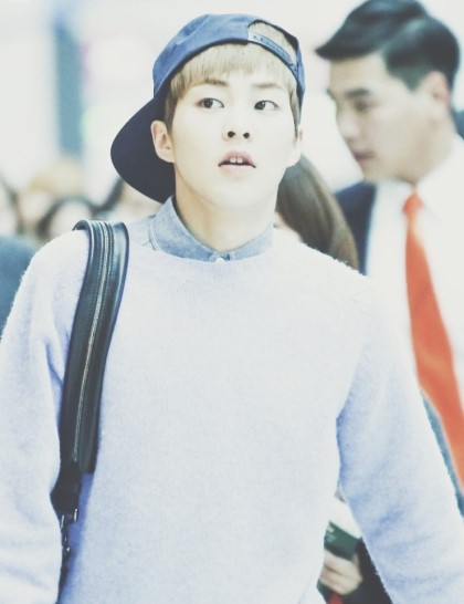 정국이 립밤 바르는 짤 좀... | 인스티즈