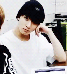 [방탄소년단/김석진/전정국] 윗집 아저씨와 아랫집 고딩의 상관관계 D | 인스티즈