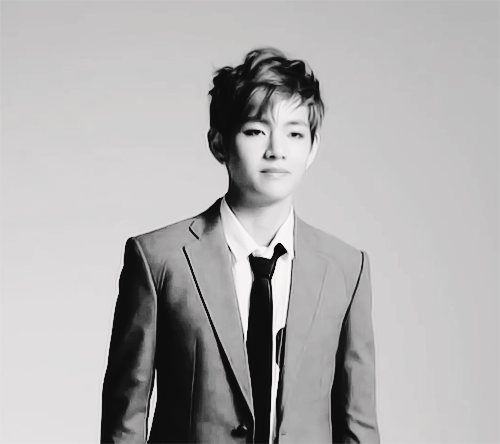 [뷔국] 어린 정국이를 놓아주는 태형이 | 인스티즈