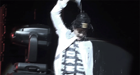 이건 내 사심이지만 만약 윤기가 여돌이랑 음원을 낸다면 | 인스티즈