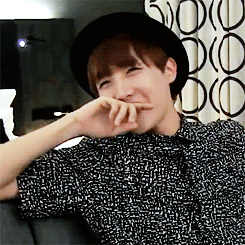 내가 보고 싶어서 터는 사진 | 인스티즈