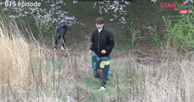 정국이 담요 두르고 있는거 약간 소녀같았지 않아? | 인스티즈