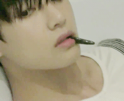 크앙 태형이 너무 이뻐서 나 쥬거요 | 인스티즈