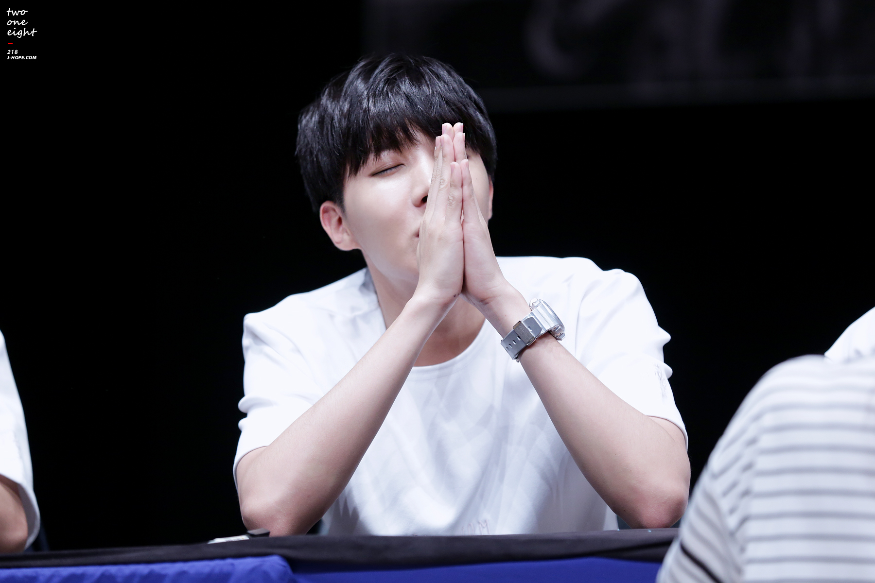 내가 보고 싶어서 터는 사진 | 인스티즈