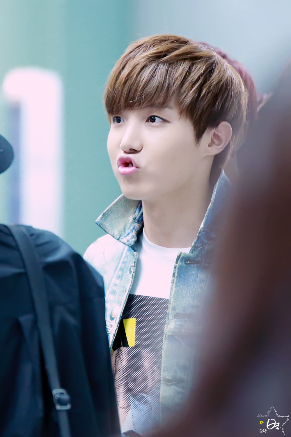 호석이 쩌는 사진 한번 털어봄♡ | 인스티즈