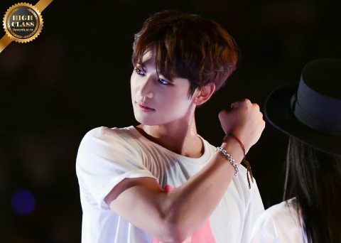 목소리만 들려주면 누군지 팬들만 안다는 아이돌(알수도있음 주의) | 인스티즈