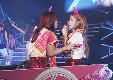 인스타그램에 다 티내서 팬들 멘탈 털리게 한 아이돌; | 인스티즈