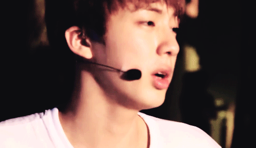 [방탄소년단/민윤기] 남자애×여자애 (#10 눈과 민윤기) | 인스티즈