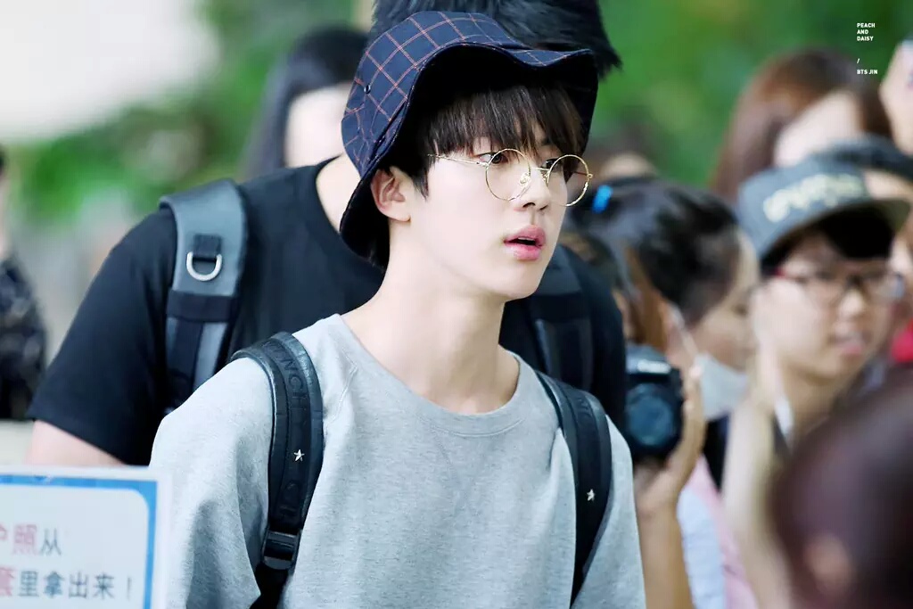 오늘자 멜뮤 차문남.gif | 인스티즈