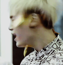 [방탄소년단/민윤기] 남자애×여자애 (#10 눈과 민윤기) | 인스티즈